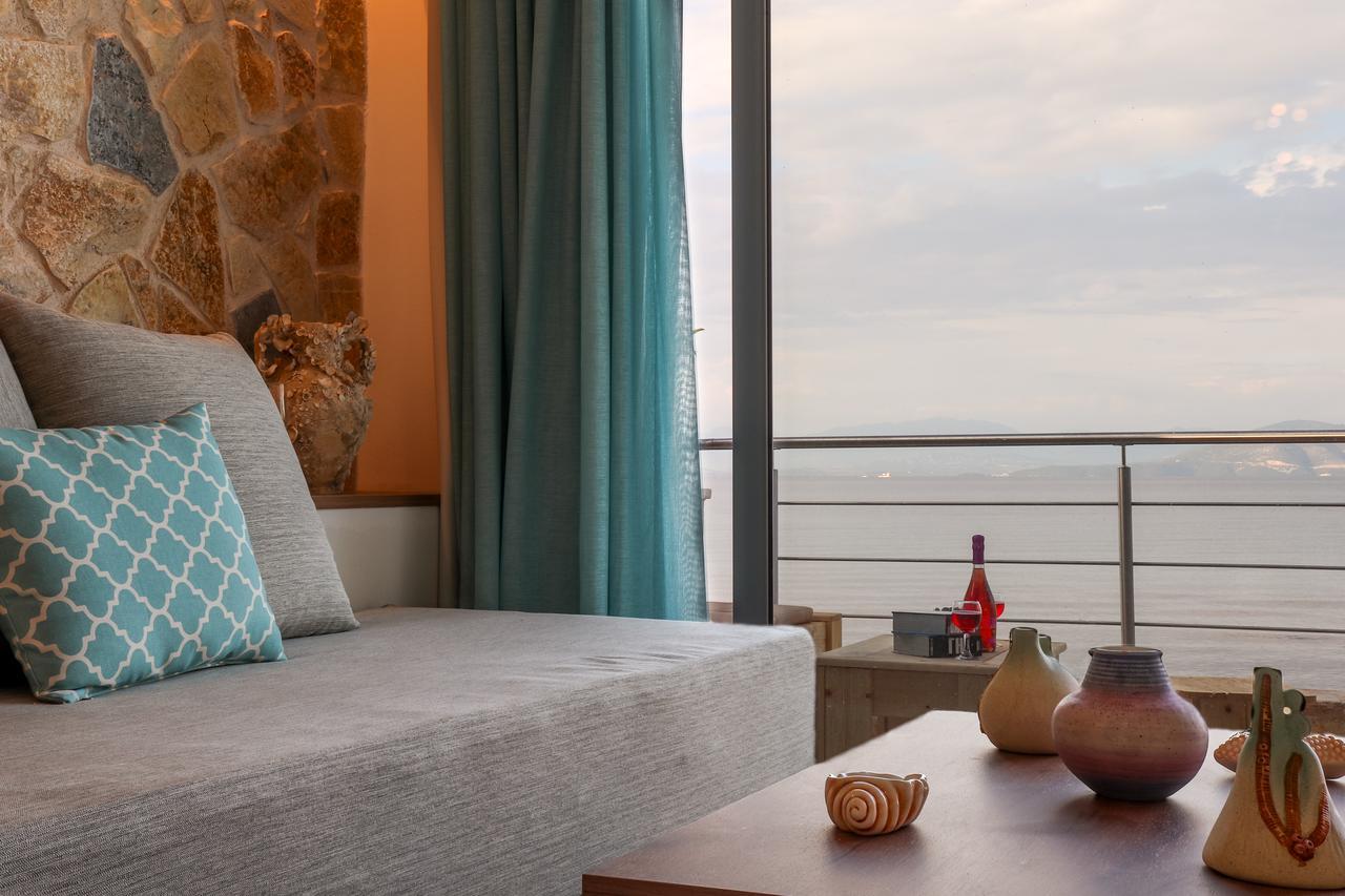Hotel Ekati Mare à Kávos Extérieur photo