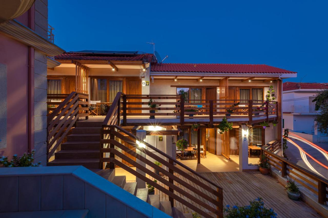 Hotel Ekati Mare à Kávos Extérieur photo
